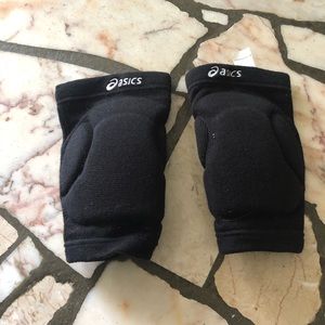 Asics knee pads